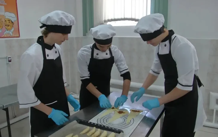 Дуальное образование помогает студентам Сатпаевского индустриального колледжа освоить все тонкости профессии и получить работу Дуальное образование помогает студентам Сатпаевского индустриального колледжа освоить все тонкости профессии и получить работу