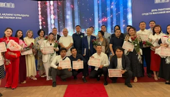 Летописцы современности