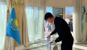 Жаңа Конституция референдумына қаражат Үкіметтің резервінен бөлінеді