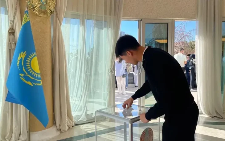 Жаңа Конституция референдумына қаражат Үкіметтің резервінен бөлінеді