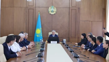 За трудовые заслуги и преданность делу